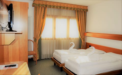 Comfort Double Room | Egyptian cotton sheets, premium bedding, Select Comfort beds