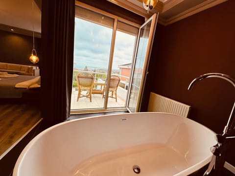Junior Suite, Sea View | Terrace/patio