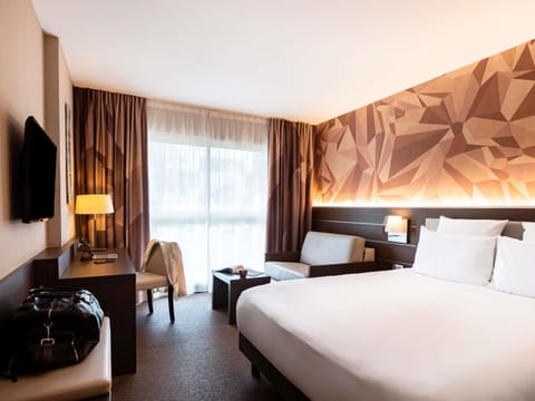 Superior Room, 1 Double Bed with Sofa bed | Desk, soundproofing, iron/ironing board, free WiFi