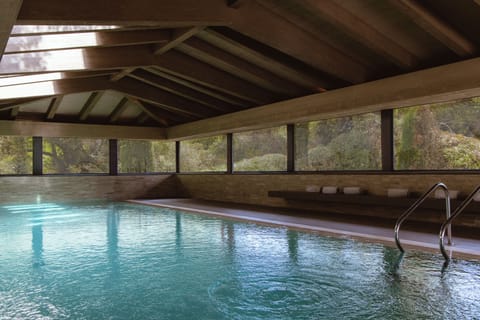 Couples treatment rooms, sauna, hot tub, Turkish bath, body treatments