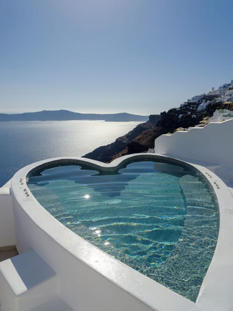 Heart Plunge Pool Suite | View from room