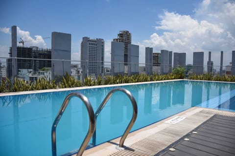 Outdoor pool, sun loungers