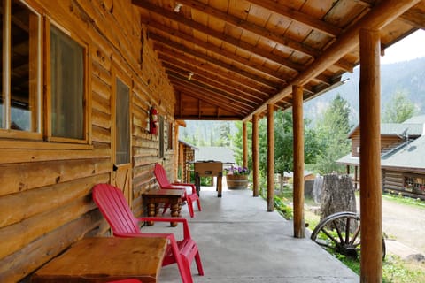 Cabin, 3 Bedrooms | Terrace/patio
