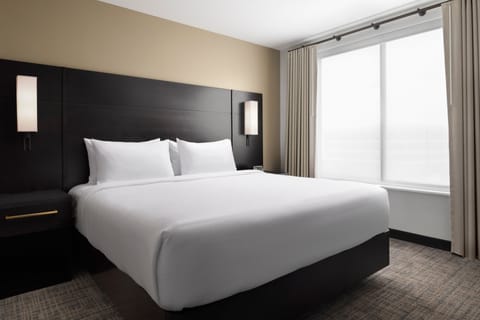 Premium bedding, down comforters, pillowtop beds, desk