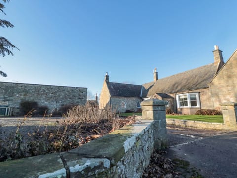 Cottage | Property grounds