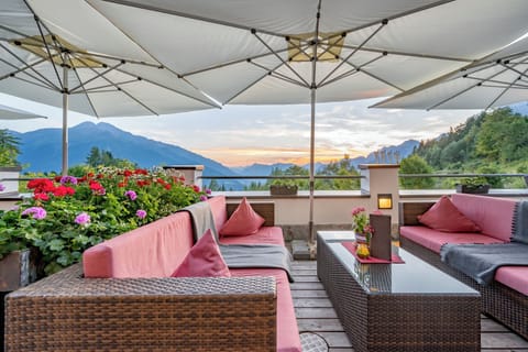 Sundeck