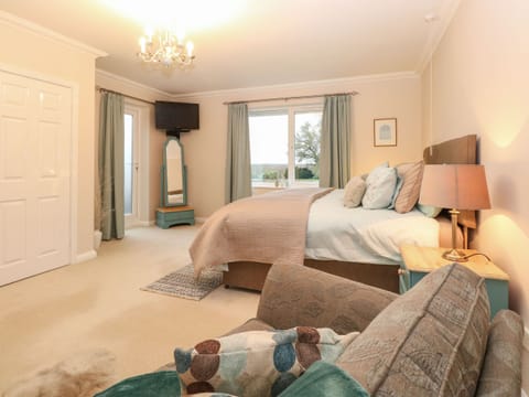 1 bedroom, individually decorated, individually furnished, free WiFi