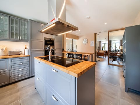 House | Private kitchen