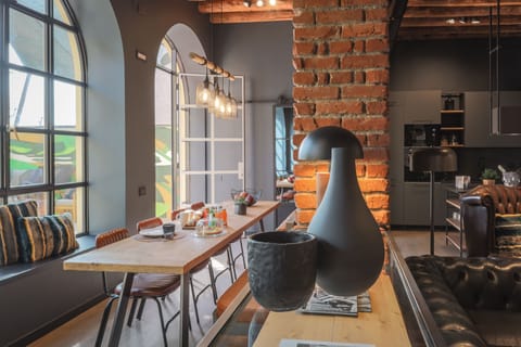 Deluxe Apartment | Living area