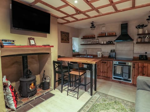 Cottage | Interior