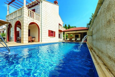 Villa | Pool | Outdoor pool