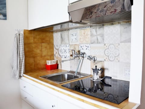 Apartment | Private kitchen | Highchair