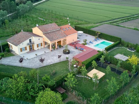 Villa | Exterior