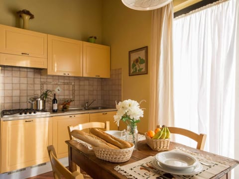 House | Private kitchen | Highchair