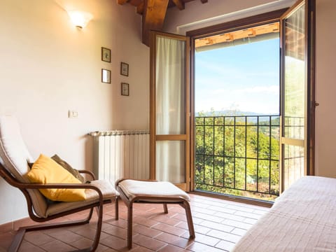 House | 4 bedrooms, bed sheets