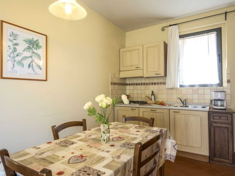 House | Private kitchen | Highchair