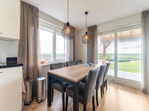 House | Dining