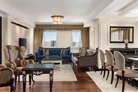 Presidential Suite, 1 King Bed, Smoking | Premium bedding, minibar, in-room safe, desk
