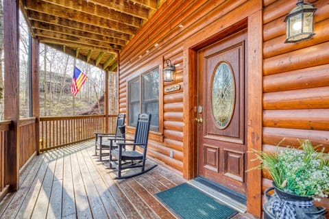 Cabin, Multiple Bedrooms | Terrace/patio