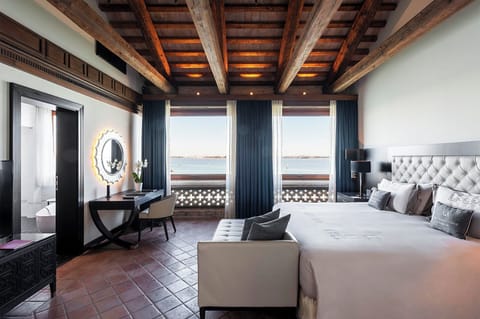 Egyptian cotton sheets, premium bedding, Select Comfort beds