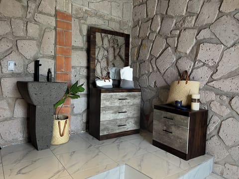 Deluxe Room | Individually decorated, free WiFi, bed sheets