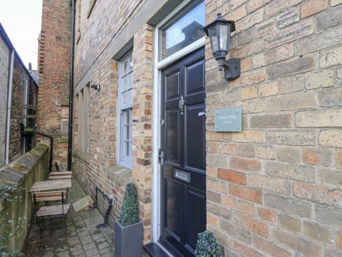 Cottage | Exterior detail