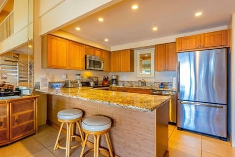 Condo, 2 Bedrooms | Private kitchen | Fridge, oven, coffee/tea maker