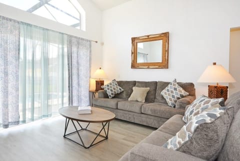 House, 4 Bedrooms | Interior