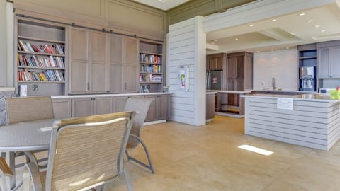 Condo, 1 Bedroom | Interior