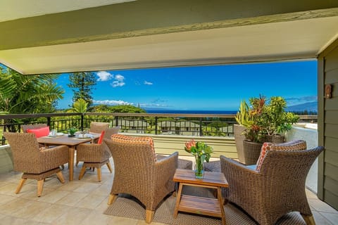 Condo, 1 Bedroom | Property grounds