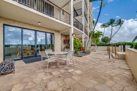 Condo, 1 Bedroom | Outdoor dining