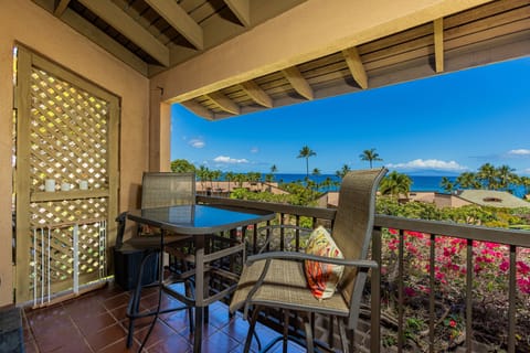Condo, 2 Bedrooms | Outdoor dining