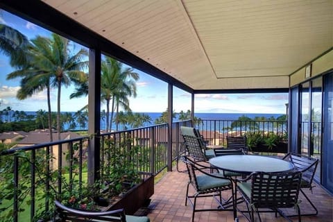 Condo, 2 Bedrooms | Outdoor dining