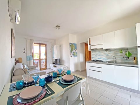 32-inch LED TV with satellite channels, TV, toys