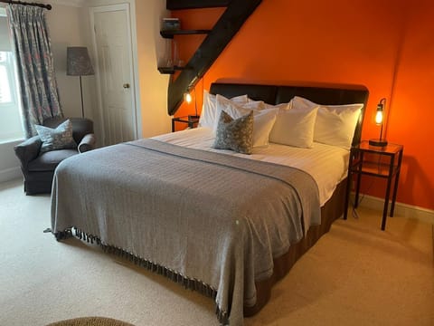 Comfort Double or Twin Room | Iron/ironing board, free WiFi