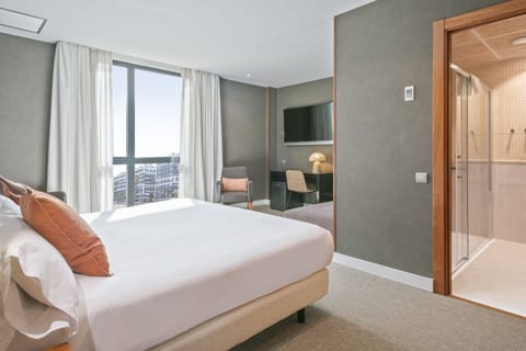 Minibar, in-room safe, desk, blackout drapes