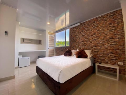 Standard Double Room, 2 Twin Beds, Non Smoking | Free WiFi, bed sheets