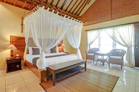 Superior Double Room | Desk, WiFi (free), bed sheets