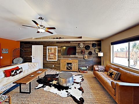 House, 3 Bedrooms | Interior
