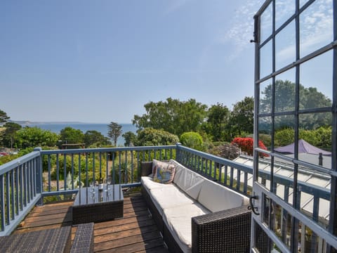 Cottage | Property grounds