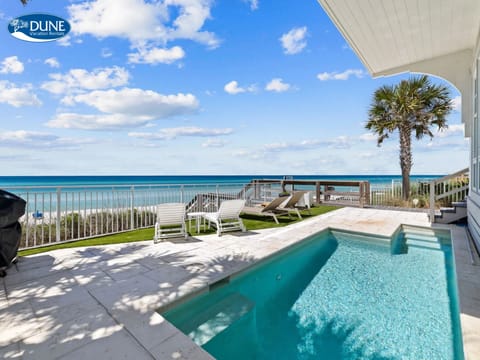 House, 5 Bedrooms | Pool