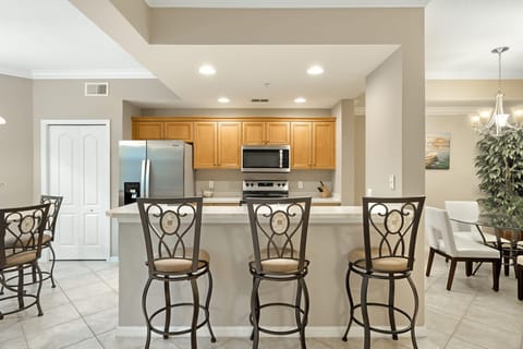 Condo (2 Bedrooms) | Property amenity