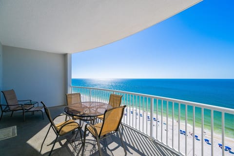 Condo, 2 Bedrooms | Outdoor dining