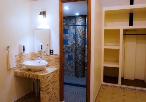 Shower, towels, soap, shampoo