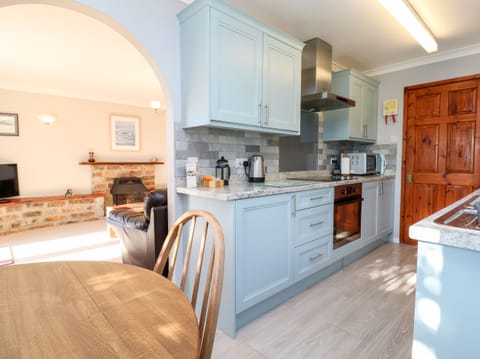 Fridge, dishwasher, electric kettle, toaster