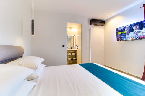 Economy Double Room | Egyptian cotton sheets, premium bedding, minibar, in-room safe