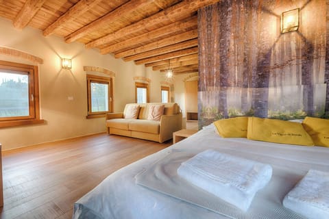 Room | Free WiFi, bed sheets