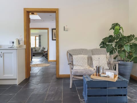 Cottage | Living area