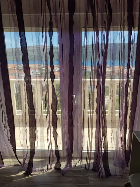 Apartment (Three Bedroom Apartment with Terrace ) | View from room