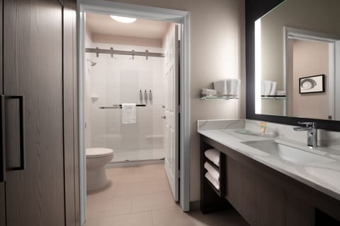 Premium bedding, down comforters, pillowtop beds, desk